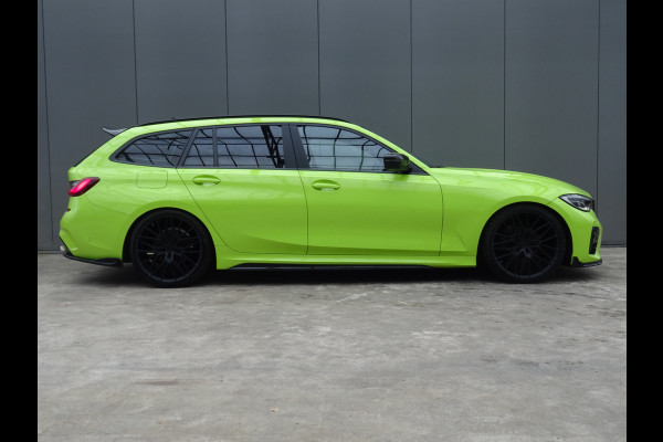 BMW 3 Serie Touring 318i M-Performance * EYE CATCHER * 330 PK !!
