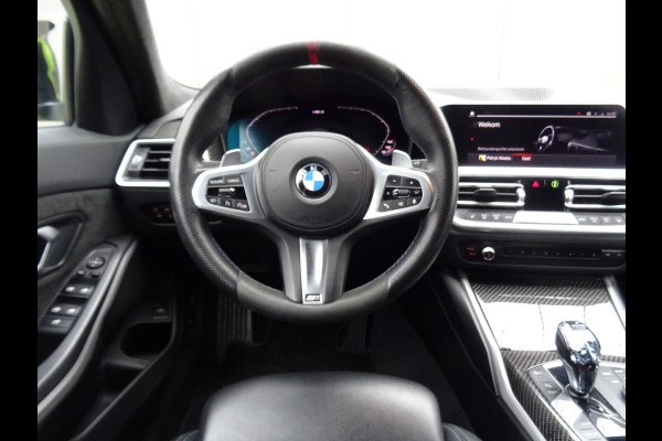 BMW 3 Serie Touring 318i M-Performance * EYE CATCHER * 330 PK !!