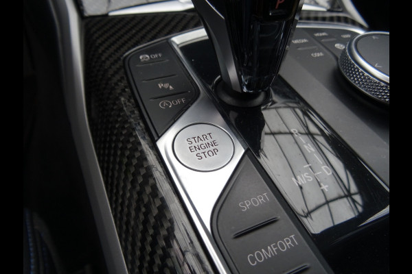 BMW 3 Serie Touring 318i M-Performance * EYE CATCHER * 330 PK !!