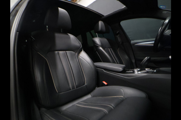 BMW 5 Serie Touring 530e M Sport [SCHUIFKANTELDAK, ELEKTRISCHE TREKHAAK, APPLE CARPLAY, STOELVERWARMING, MEMORY, DIGITAL DASH, CAMERA, CRUISE CONTROL, PDC V + A, NAVIGATIE, NIEUWSTAAT]