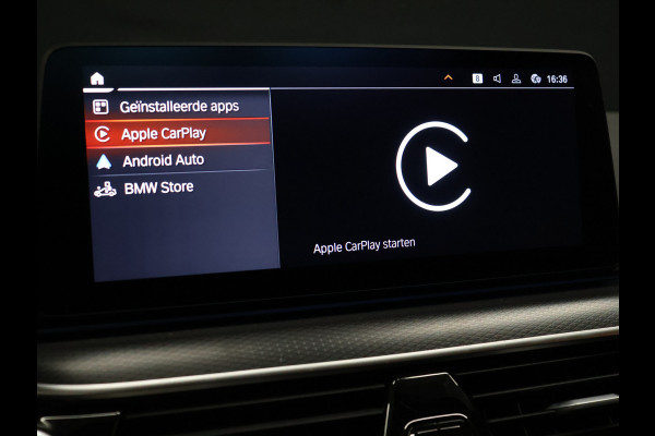 BMW 5 Serie Touring 530e M Sport [SCHUIFKANTELDAK, ELEKTRISCHE TREKHAAK, APPLE CARPLAY, STOELVERWARMING, MEMORY, DIGITAL DASH, CAMERA, CRUISE CONTROL, PDC V + A, NAVIGATIE, NIEUWSTAAT]