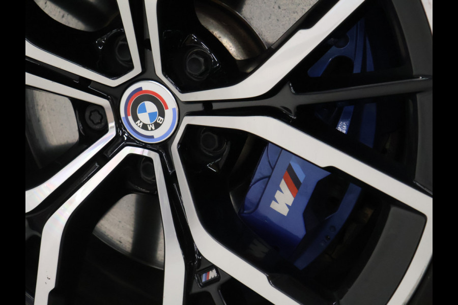 BMW 5 Serie Touring 530e M Sport [SCHUIFKANTELDAK, ELEKTRISCHE TREKHAAK, APPLE CARPLAY, STOELVERWARMING, MEMORY, DIGITAL DASH, CAMERA, CRUISE CONTROL, PDC V + A, NAVIGATIE, NIEUWSTAAT]
