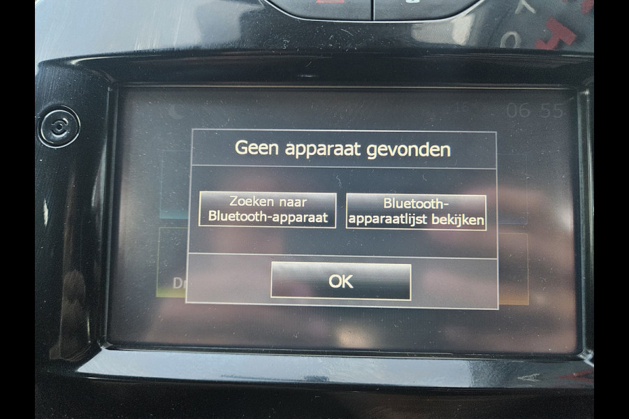 Renault Clio Estate 0.9 TCe Limited Trekhaak! Airco! Cruise Control! PDC! Nette Auto!