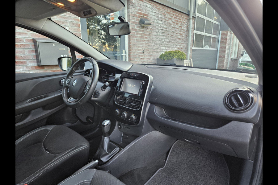 Renault Clio Estate 0.9 TCe Limited Trekhaak! Airco! Cruise Control! PDC! Nette Auto!