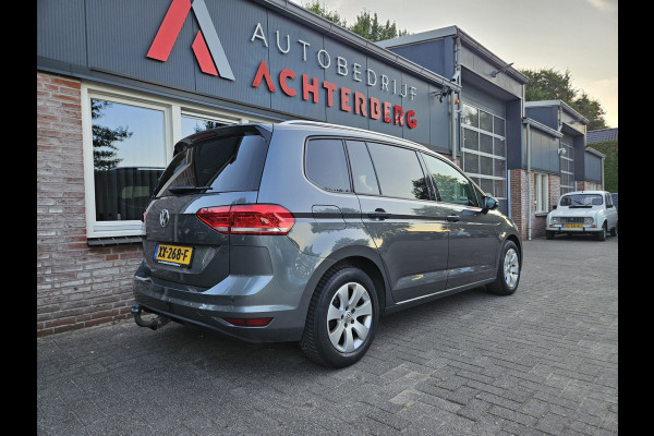 Volkswagen Touran 1.0 TSI Comfortline Business Carplay! Trekhaak! Airco/Clima! Cruise Control! Nette Auto!