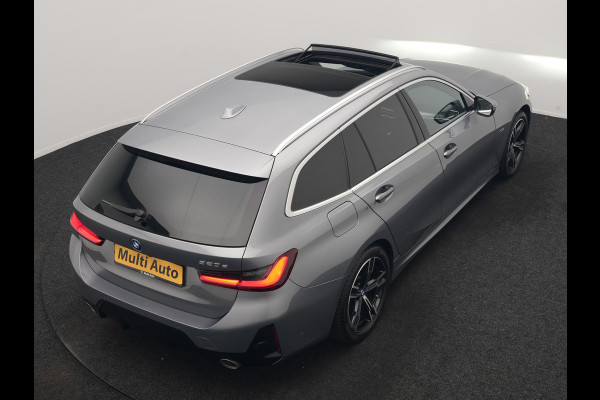 BMW 3 Serie Touring 320e M Sport PHEV SOH 95,9 Dealer O.H | Panodak | Adaptive Cruise | Head Up | Camera | Lederen Sportstoelen Memory & Verwarmd | Blis | Widescreen Navi | Keyless | Apple Carplay | DAB | 18"L.M | Plug In Hybrid