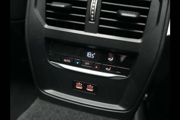 BMW 3 Serie Touring 320e M Sport PHEV SOH 95,9 Dealer O.H | Panodak | Adaptive Cruise | Head Up | Camera | Lederen Sportstoelen Memory & Verwarmd | Blis | Widescreen Navi | Keyless | Apple Carplay | DAB | 18"L.M | Plug In Hybrid