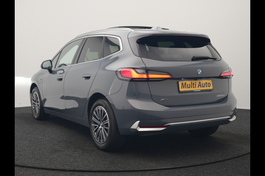 BMW 2 Serie Active Tourer 225e xDrive Luxury Line PHEV 245pk Dealer O.H | Trekhaak | Panodak | Adaptive Cruise | Lederen Sportstoelen Massage & Memory | Stoelen & Stuur Verwarmd | Blis | Sfeerverlichting | Apple Carplay | Widescreen Navigatie | Plug In Hybrid |