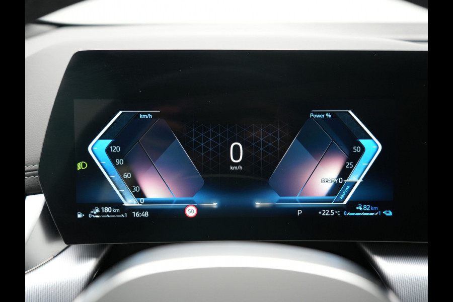 BMW 2 Serie Active Tourer 225e xDrive Luxury Line PHEV 245pk Dealer O.H | Trekhaak | Panodak | Adaptive Cruise | Lederen Sportstoelen Massage & Memory | Stoelen & Stuur Verwarmd | Blis | Sfeerverlichting | Apple Carplay | Widescreen Navigatie | Plug In Hybrid |