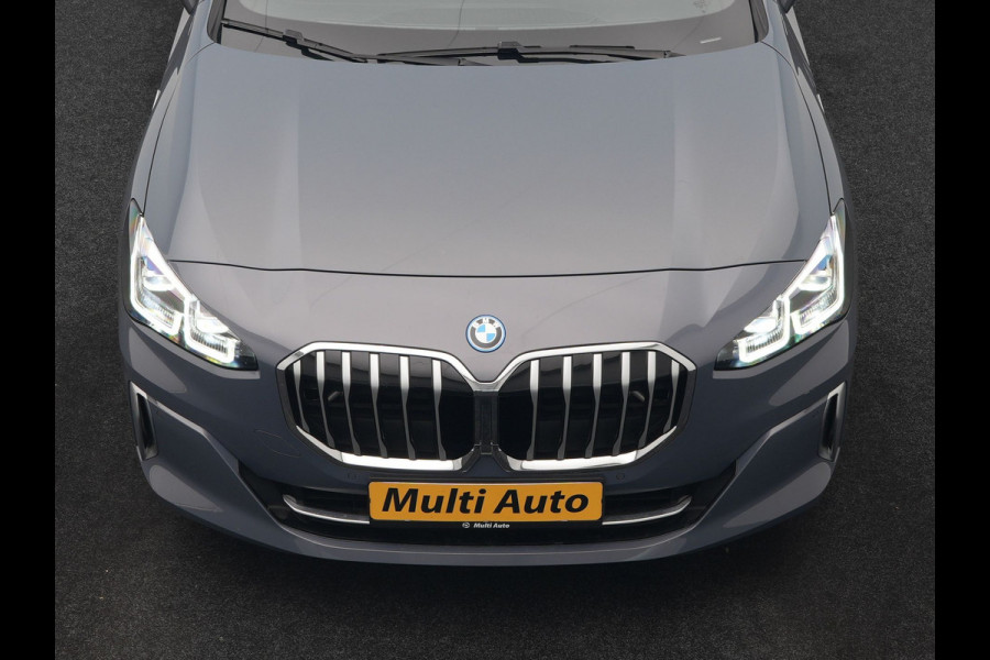 BMW 2 Serie Active Tourer 225e xDrive Luxury Line PHEV 245pk Dealer O.H | Trekhaak | Panodak | Adaptive Cruise | Lederen Sportstoelen Massage & Memory | Stoelen & Stuur Verwarmd | Blis | Sfeerverlichting | Apple Carplay | Widescreen Navigatie | Plug In Hybrid |