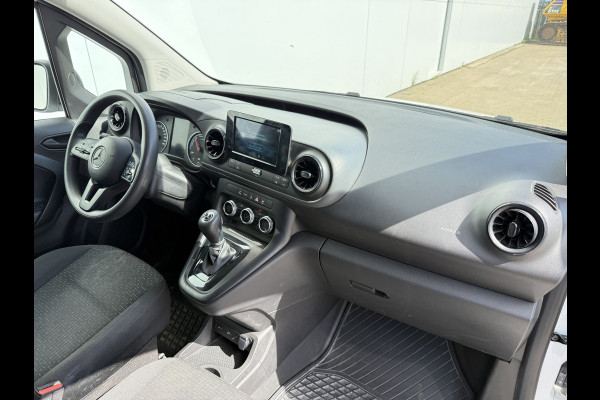 Mercedes-Benz eCitan 112 51 kWh L1 284kkm WLTP Camera MBUX Trekhaak 75kW Snelladen Apple Carplay Cruise Control