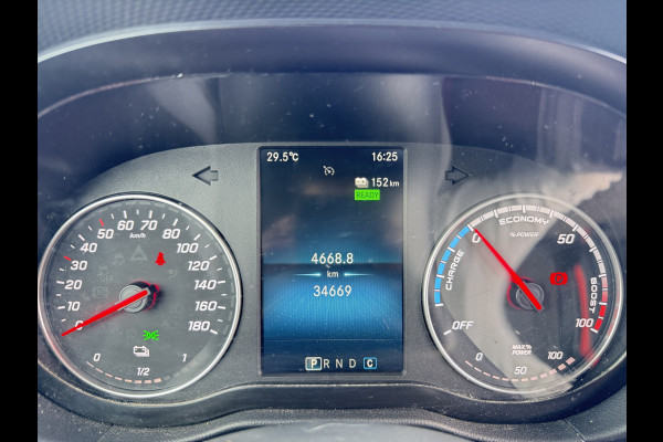 Mercedes-Benz eCitan 112 51 kWh L1 284kkm WLTP Camera MBUX Trekhaak 75kW Snelladen Apple Carplay Cruise Control