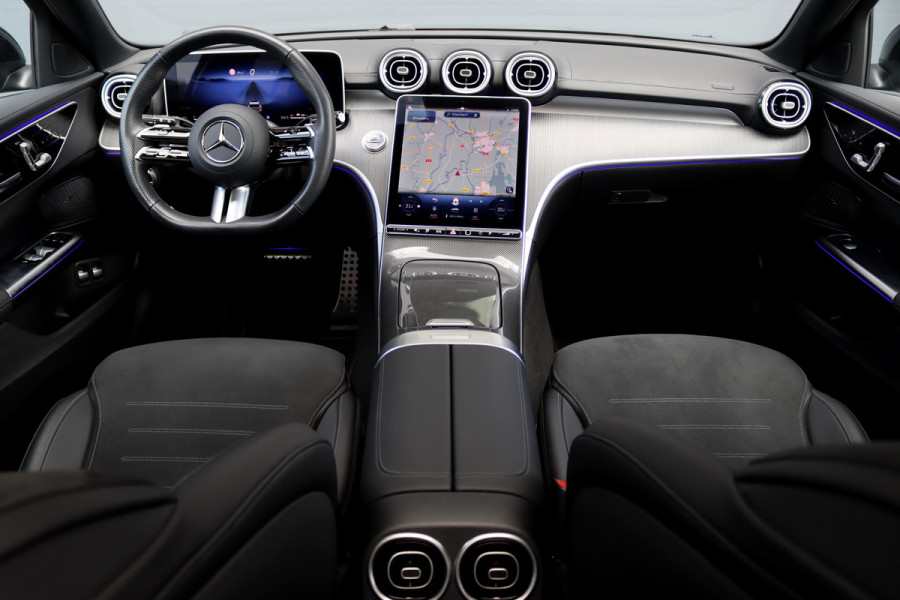Mercedes-Benz C-Klasse Estate 300 e AMG Line | Distronic | Panoramadak | Memory | Surround Camera | Verwarmd Stuurwiel | Carplay | Sfeerverlichting Premium |