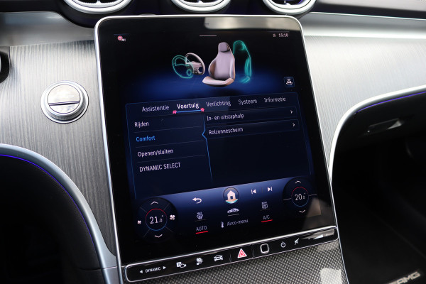 Mercedes-Benz C-Klasse Estate 300 e AMG Line | Distronic | Panoramadak | Memory | Surround Camera | Verwarmd Stuurwiel | Carplay | Sfeerverlichting Premium |