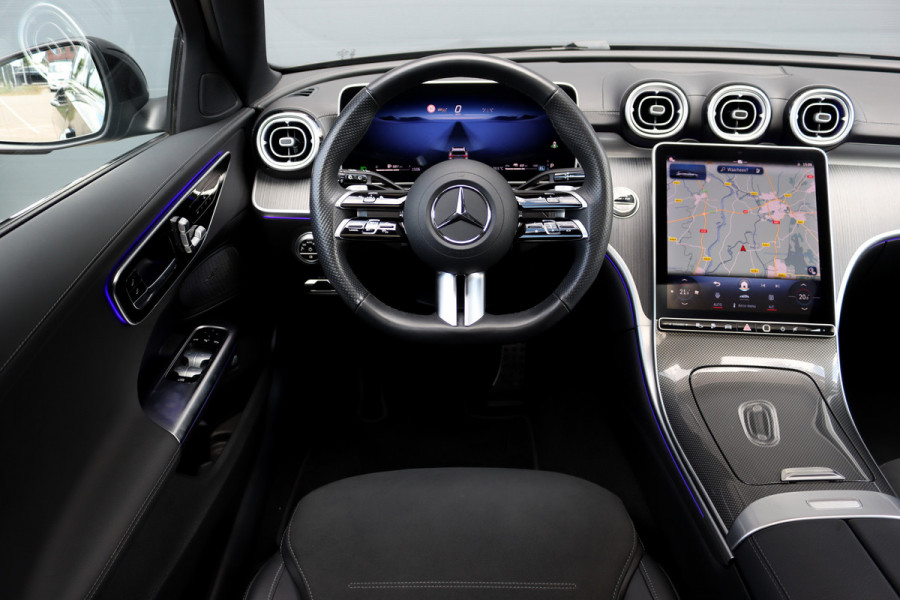 Mercedes-Benz C-Klasse Estate 300 e AMG Line | Distronic | Panoramadak | Memory | Surround Camera | Verwarmd Stuurwiel | Carplay | Sfeerverlichting Premium |