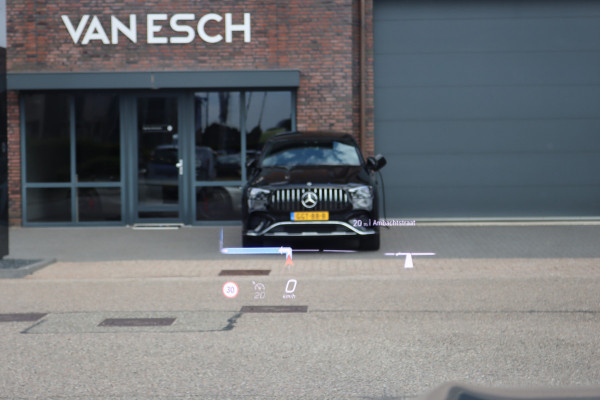Mercedes-Benz GLE AMG 53 Hybrid 4MATIC+ | Luchtvering | Comfortpakket+ Achter | MBUX Tablet | Panoramadak | Trekhaak | Burmester | Memory | Surround Camera | HUD | Keyless Go | Nappa Leder | Augmented Reality |