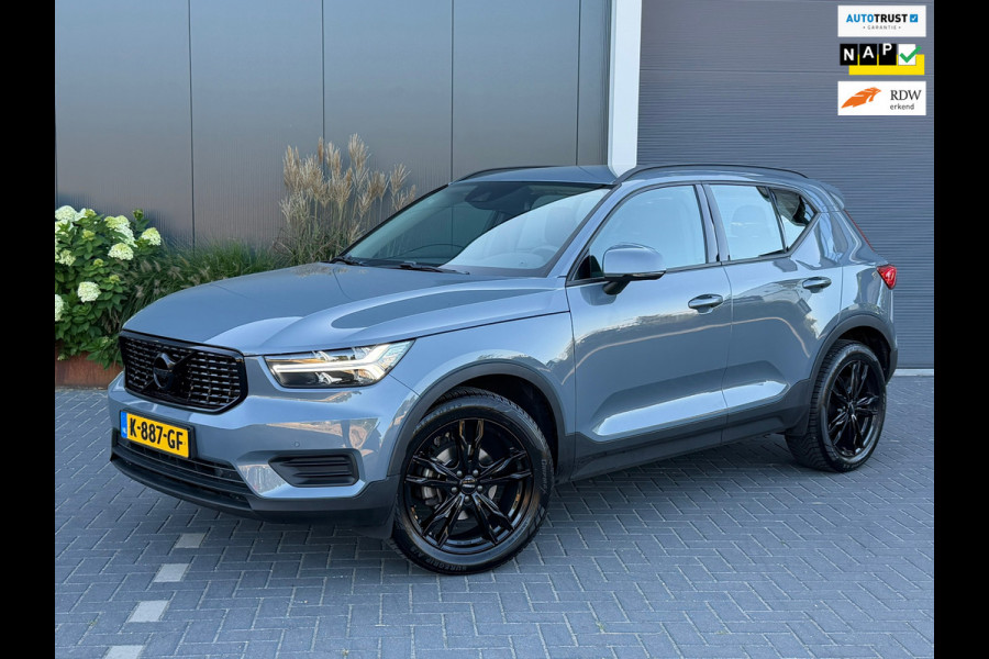 Volvo XC40 1.5 T2 Momentum Core CLIMATE|CAMERA|TREKHAAK|NAVIGATIE