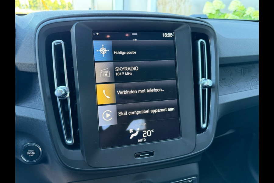 Volvo XC40 1.5 T2 Momentum Core CLIMATE|CAMERA|TREKHAAK|NAVIGATIE