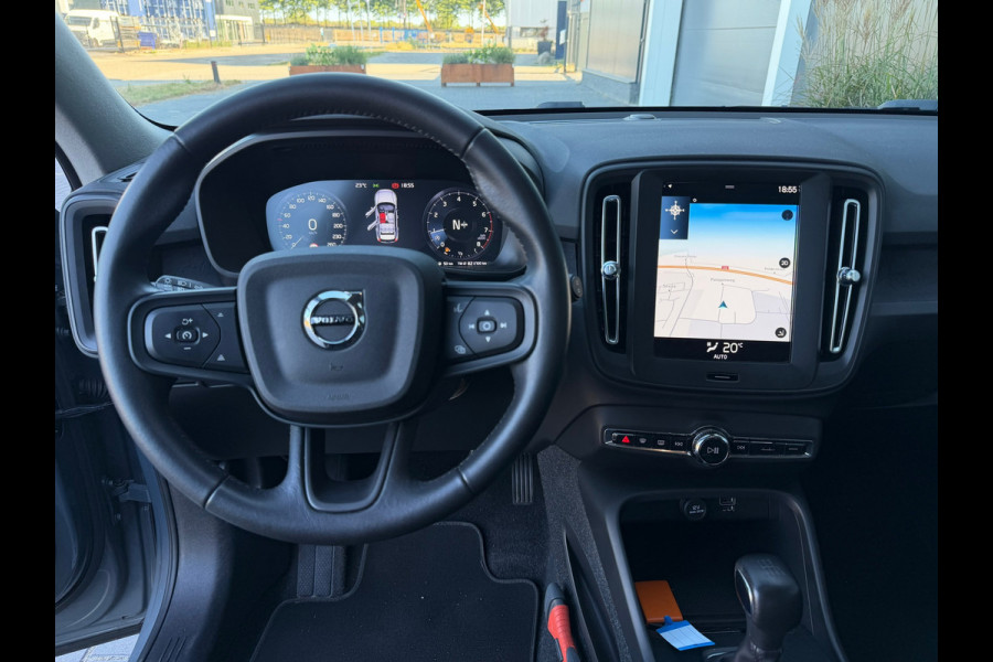 Volvo XC40 1.5 T2 Momentum Core CLIMATE|CAMERA|TREKHAAK|NAVIGATIE