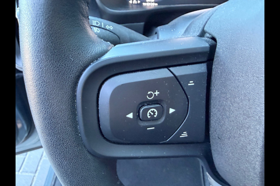 Volvo XC40 1.5 T2 Momentum Core CLIMATE|CAMERA|TREKHAAK|NAVIGATIE