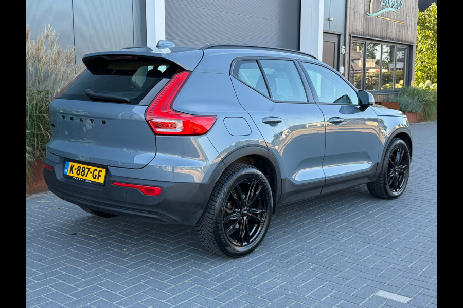 Volvo XC40 1.5 T2 Momentum Core CLIMATE|CAMERA|TREKHAAK|NAVIGATIE