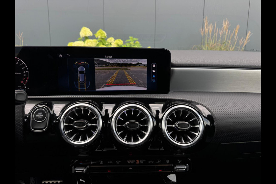 Mercedes-Benz A-Klasse 250 e AMG Line FULL PANO|WIDESCREEN|LEDER|SFEERVERLICHTING
