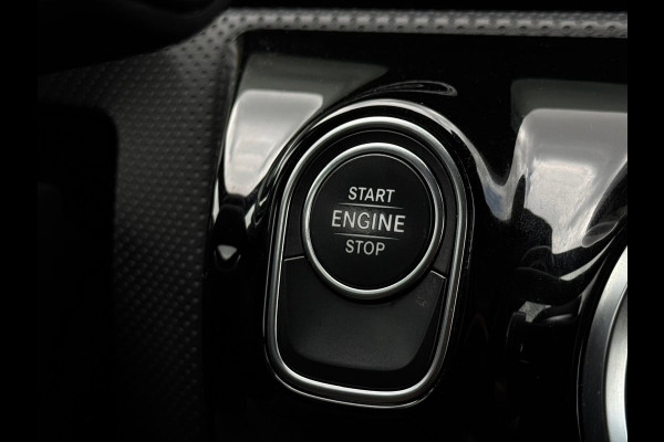 Mercedes-Benz A-Klasse 250 e AMG Line FULL PANO|WIDESCREEN|LEDER|SFEERVERLICHTING