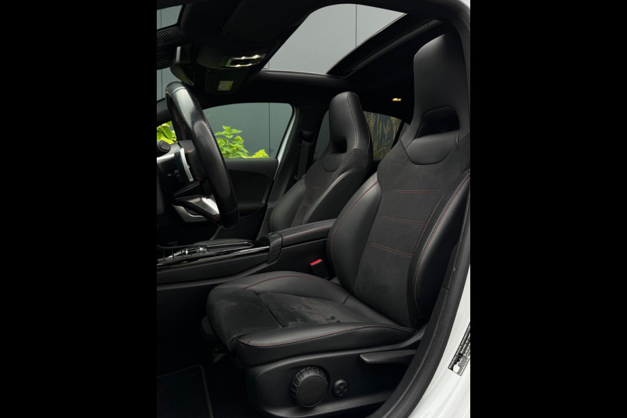 Mercedes-Benz A-Klasse 250 e AMG Line FULL PANO|WIDESCREEN|LEDER|SFEERVERLICHTING