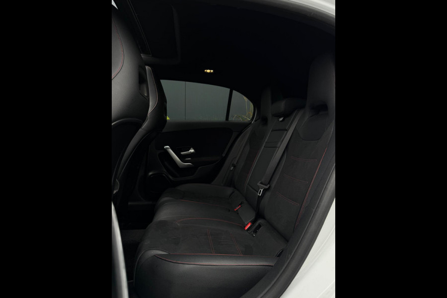 Mercedes-Benz A-Klasse 250 e AMG Line FULL PANO|WIDESCREEN|LEDER|SFEERVERLICHTING