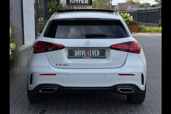 Mercedes-Benz A-Klasse 250 e AMG Line FULL PANO|WIDESCREEN|LEDER|SFEERVERLICHTING