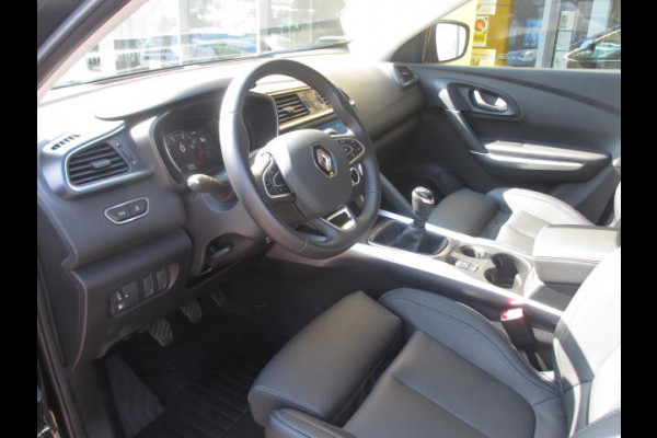Renault Kadjar 1.3 TCe 140PK Intens | NAVI | CAMERA | 19" LM | DEALER ONDERHOUDEN | STOELVERWARMING | LED | CLIMAT CONTROL |