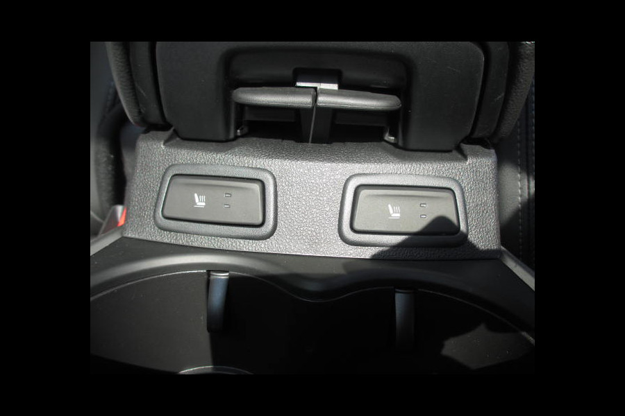 Renault Kadjar 1.3 TCe 140PK Intens | NAVI | CAMERA | 19" LM | DEALER ONDERHOUDEN | STOELVERWARMING | LED | CLIMAT CONTROL |