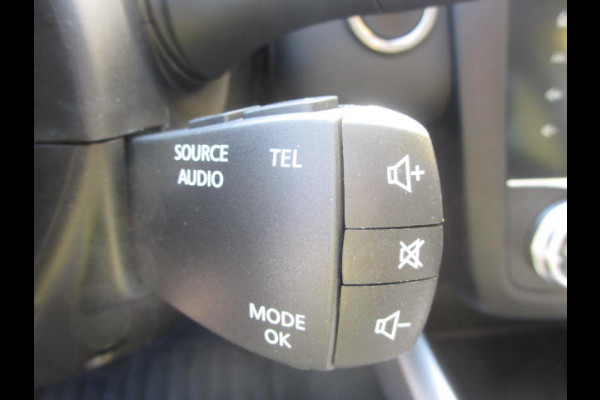 Renault Kadjar 1.3 TCe 140PK Intens | NAVI | CAMERA | 19" LM | DEALER ONDERHOUDEN | STOELVERWARMING | LED | CLIMAT CONTROL |
