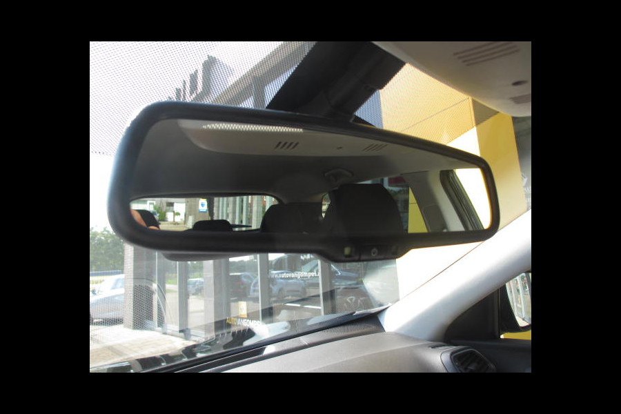 Renault Kadjar 1.3 TCe 140PK Intens | NAVI | CAMERA | 19" LM | DEALER ONDERHOUDEN | STOELVERWARMING | LED | CLIMAT CONTROL |