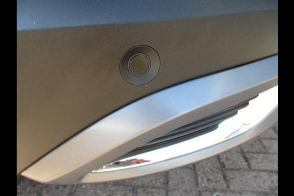 Renault Kadjar 1.3 TCe 140PK Intens | NAVI | CAMERA | 19" LM | DEALER ONDERHOUDEN | STOELVERWARMING | LED | CLIMAT CONTROL |