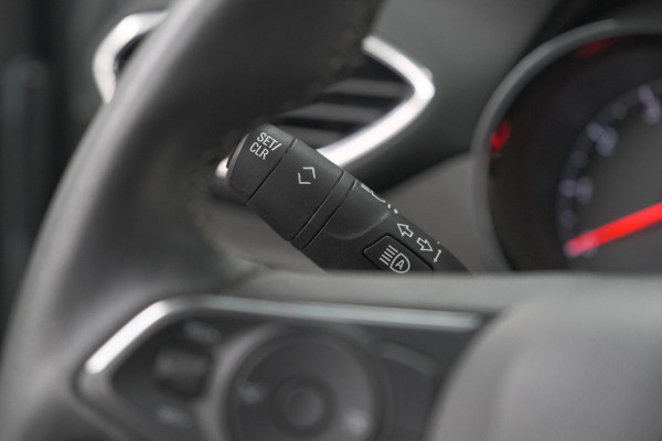 Opel Crossland Turbo 110 Ultimate | Camera | Dodehoekdetectie | Comfort Pakket | Apple Carplay