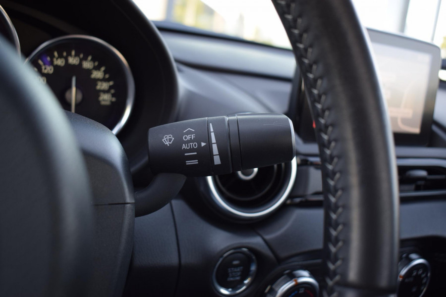 Mazda MX-5 RF 2.0 SkyActiv-G 184 Exclusive-Line | Hardtop | 184pk | Bose | Leer | Stoelverwarming