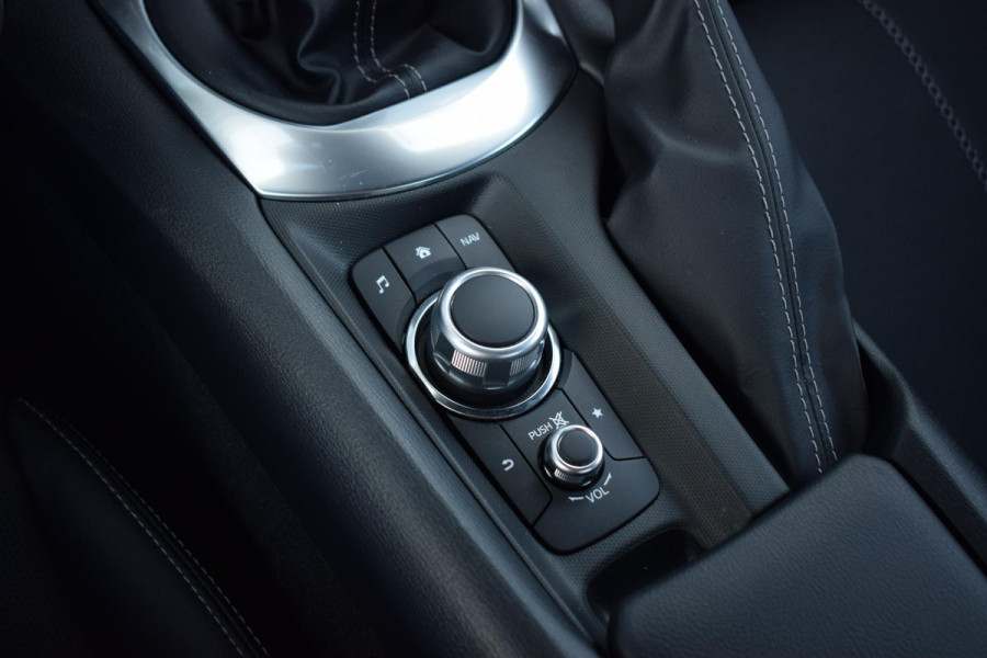 Mazda MX-5 RF 2.0 SkyActiv-G 184 Exclusive-Line | Hardtop | 184pk | Bose | Leer | Stoelverwarming