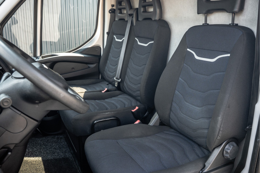 Iveco Daily 35S14 | L1H1 |140PK | 3.5T Trekgewicht | 3-Zits | Airco | Trekhaak