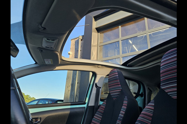 Citroën C1 1.0 VTi Airscape Shine | Cabrio | Automaat | Airco | Camera | Connecting Box | Elektro pakket | Zwarte grill |