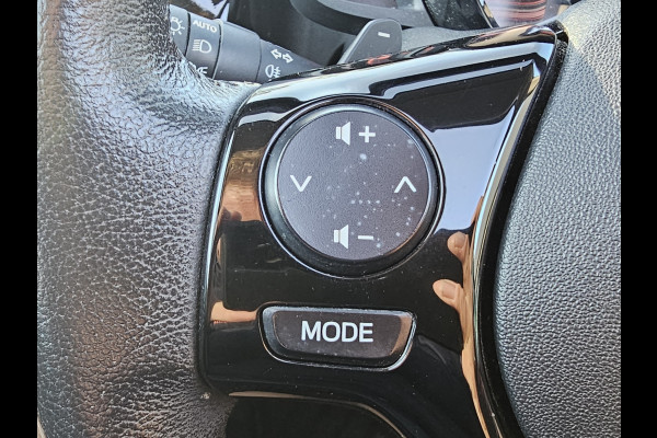Citroën C1 1.0 VTi Airscape Shine | Cabrio | Automaat | Airco | Camera | Connecting Box | Elektro pakket | Zwarte grill |