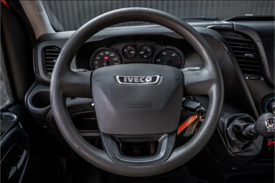 Iveco Daily 35C14 | 136 PK | N1 | Laadklep | 3.5T Trekhaak | Navi | Airco