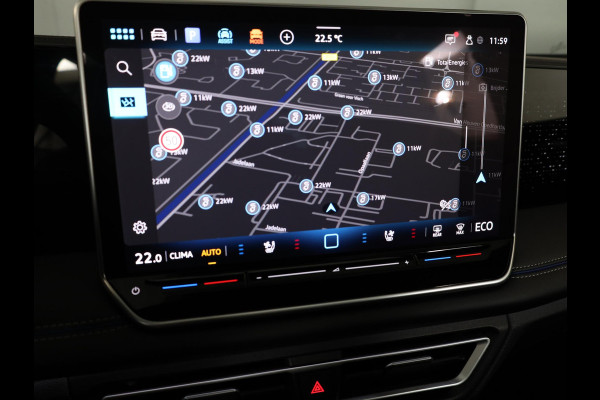 Volkswagen Tiguan 1.5 eHybrid R-Line Edition | Private lease vanaf €931 | 272 pk Automaat (DSG) | Verlengde garantie | Navigatie | Panoramadak | Trekhaak (wegklapbaar) | Achteruitrijcamera | Lederen bekleding | Stoelverwarming/ventilatie | R-Line |