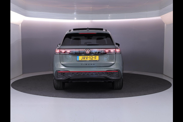 Volkswagen Tiguan 1.5 eHybrid R-Line Edition | Private lease vanaf €931 | 272 pk Automaat (DSG) | Verlengde garantie | Navigatie | Panoramadak | Trekhaak (wegklapbaar) | Achteruitrijcamera | Lederen bekleding | Stoelverwarming/ventilatie | R-Line |