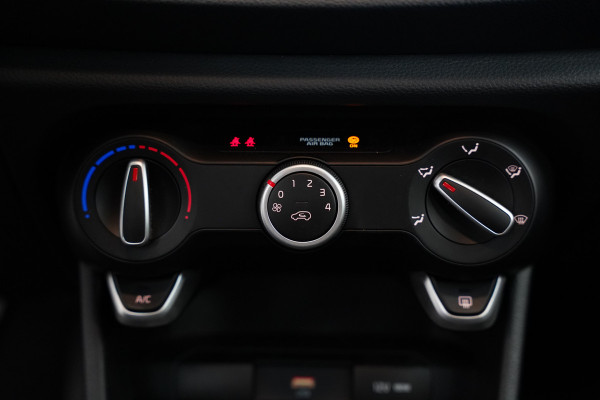 Kia Picanto 1.0 DPi DynamicLine Achteruitrij camera Carplay NAP