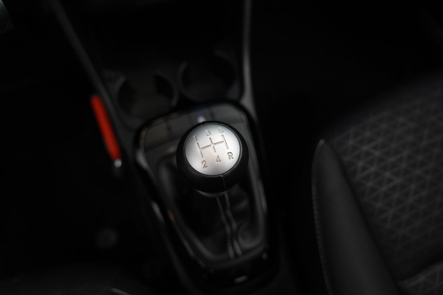 Kia Picanto 1.0 DPi DynamicLine Achteruitrij camera Carplay NAP