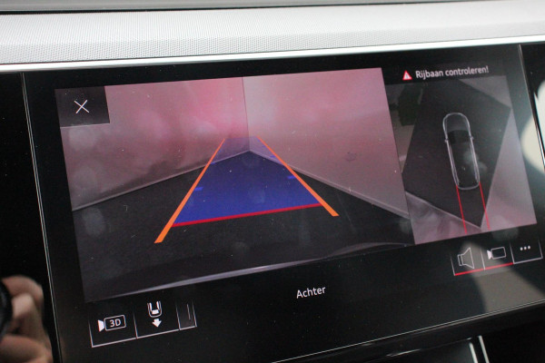 Audi e-tron e-tron 55 quattro advanced Pro Line Plus 408pk! | Navigatie | Climate Control | Electrisch bedienbare achterklep | Camera | Alcantara