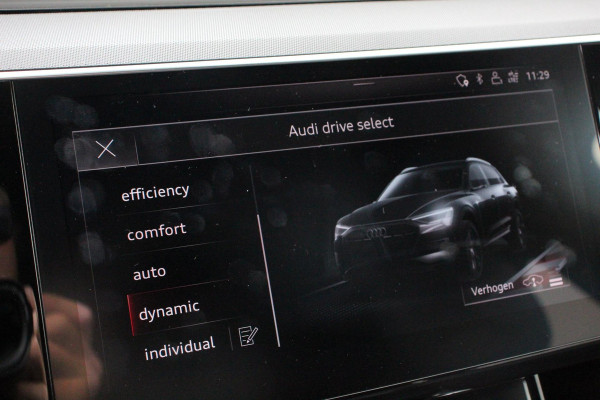 Audi e-tron e-tron 55 quattro advanced Pro Line Plus 408pk! | Navigatie | Climate Control | Electrisch bedienbare achterklep | Camera | Alcantara