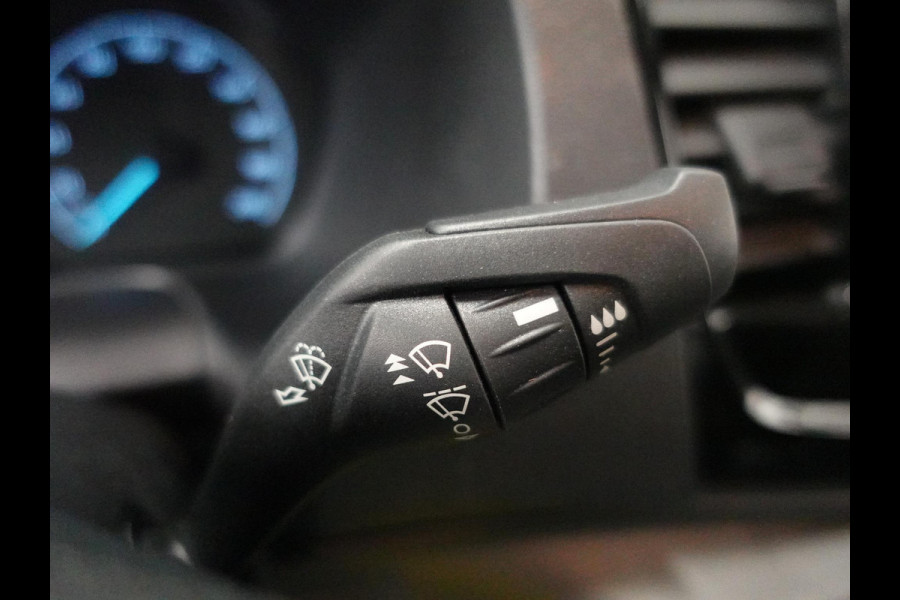 Ford Transit 310 2.0 TDCI L2H2 Trend Automaat Airco Bluetooth Camera Cruise Control