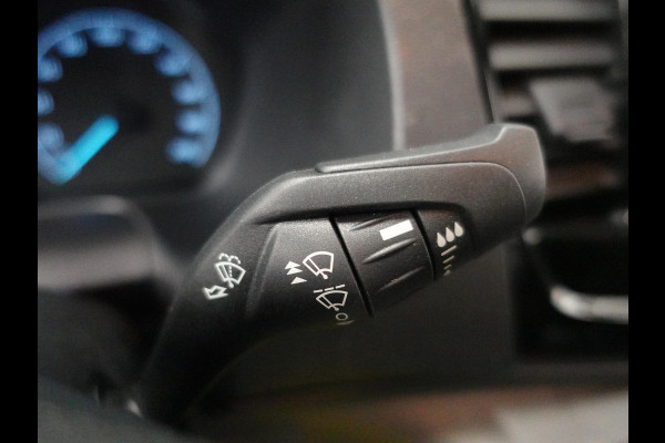 Ford Transit 310 2.0 TDCI L2H2 Trend Automaat Airco Bluetooth Camera Cruise Control